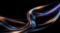 Glass ribbon arcing across black with cool blue and warm amber prismatic light along its length, Prism Flow wallpaper